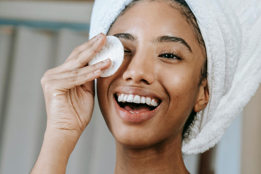 Why Natural Makeup Removers Are Better for Your Sensitive Skin